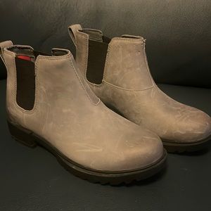 New Sorel Emilie Chelsea II Boot, Quarry/Black, size 6.5